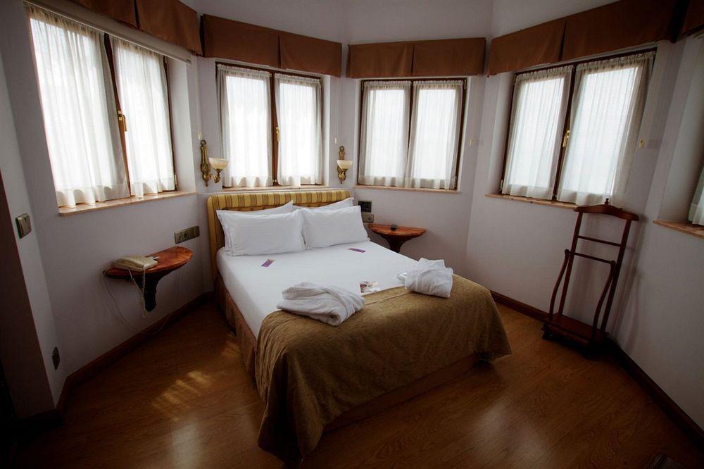 Ayre Alfonso Ii Hotel 4*