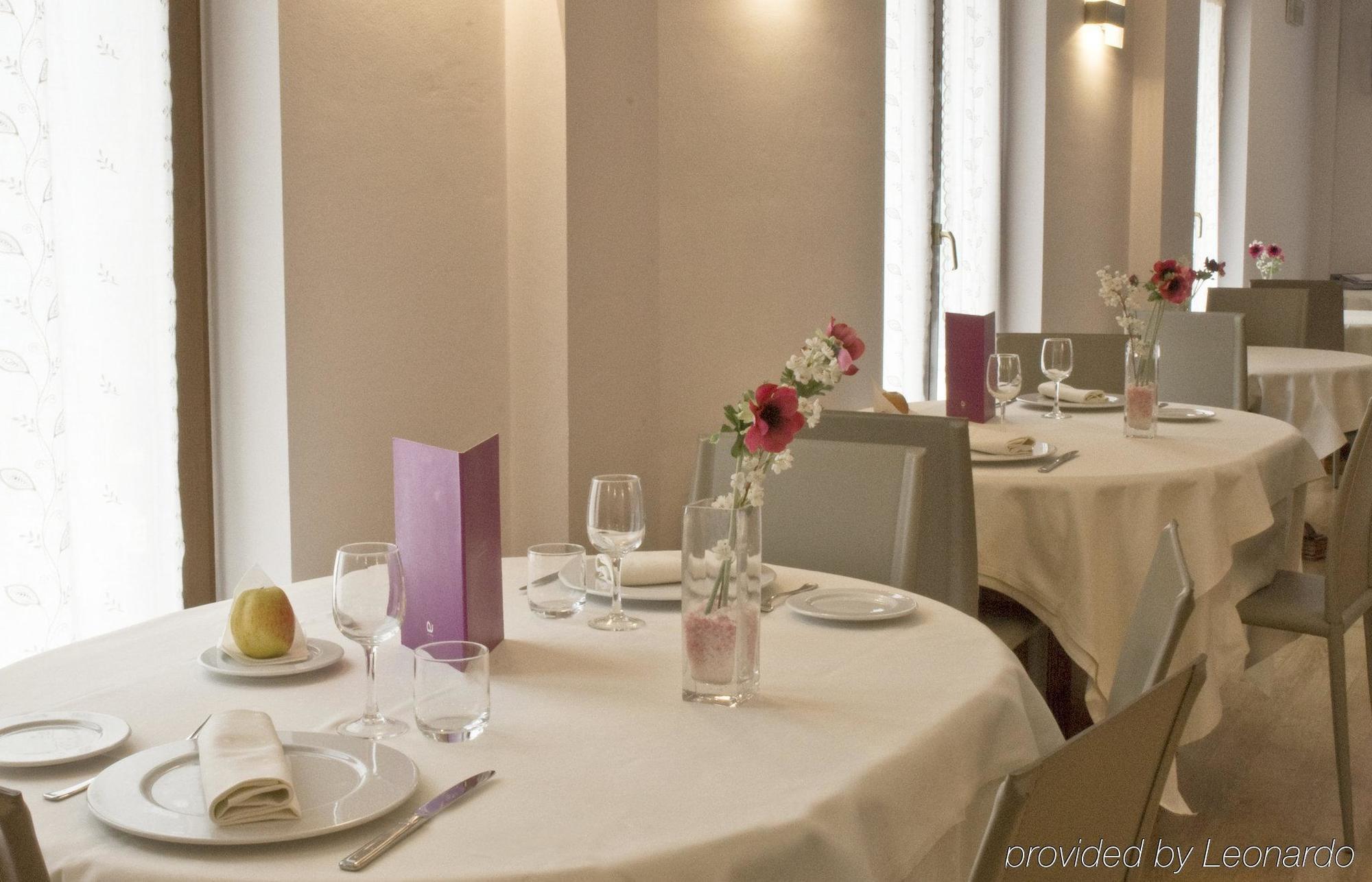 Hotel Ayre Alfonso Ii 4*
